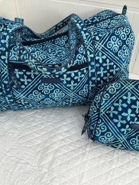 Vera Bradley Turquoise & Navy Quilted Travel Duffel with Pouch